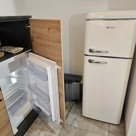 Modern 83 Sqm With Large Terrace Apartman