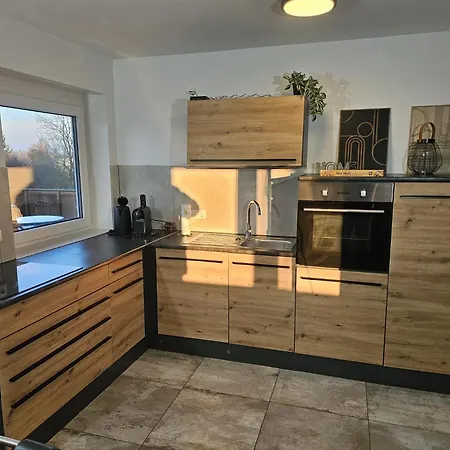 아파트 Modern 83 Sqm With Large Terrace *